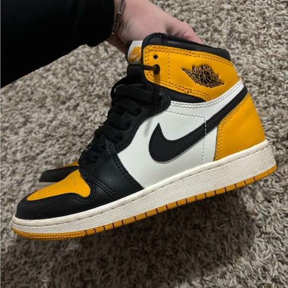 Jordan retro OG high “taxi”